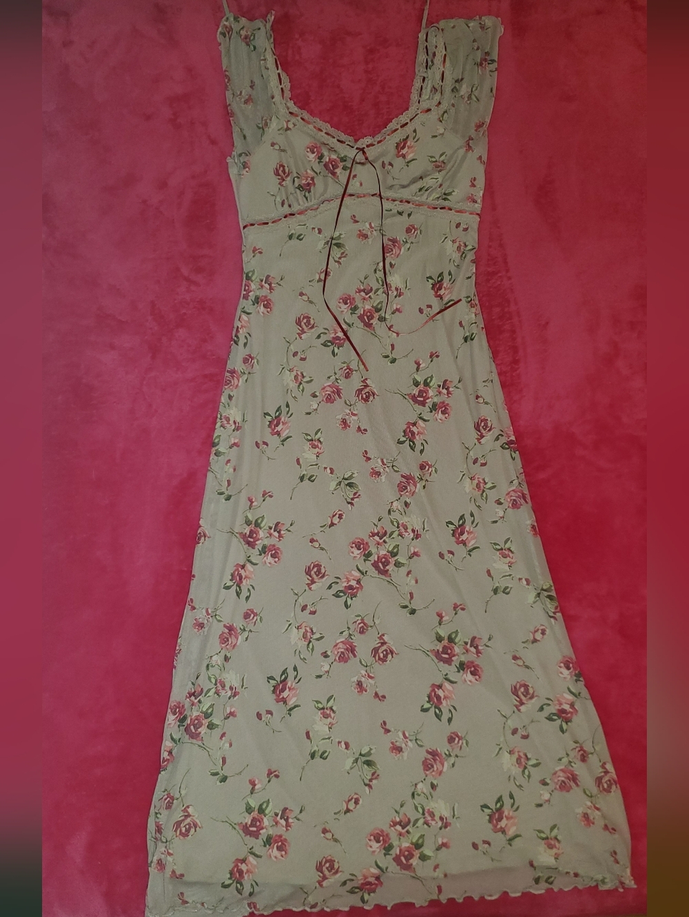 Floral Lace-Trim Maxi Dress in Tan And Pink